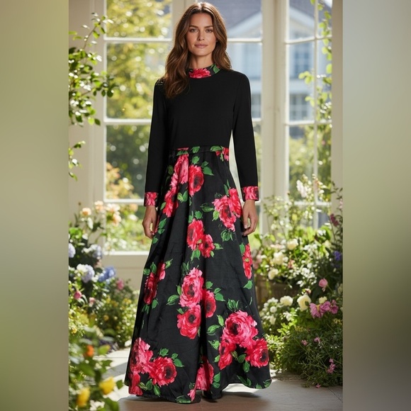 Dresses & Skirts - Black long sleeve floral maxi dress size small